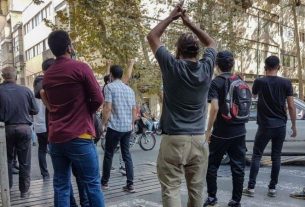 ا﻿عتراضات ایران: «می‌دانید که شاید هرگز برنگردید»