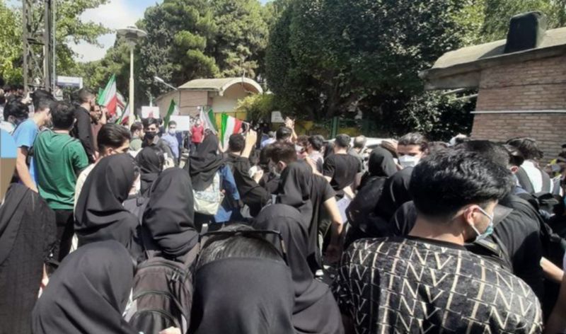 اعلام همبستگی دانشگاهیان و پژوهشگران خارج از کشور با معترضان در ایران