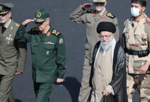 واکنش خامنه‌ای در سه دهه حکمرانی به اعتراضات چه بوده؟