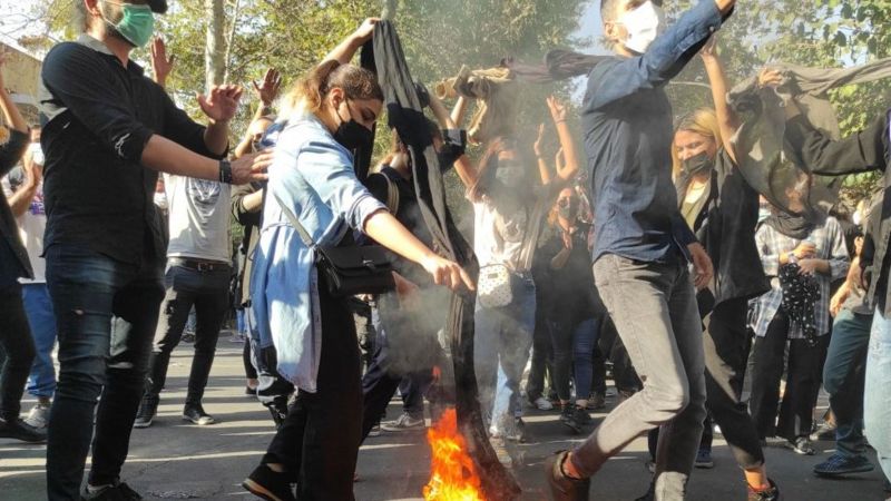 سازمان حقوق بشر ایران: دستکم ۱۸۵ نفر تاکنون در تظاهرات سراسری کشته شده‌اند