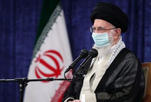 رهبر جمهوری اسلامی اعتراضات اخیر را «طراحی انفعالی دشمن» خواند