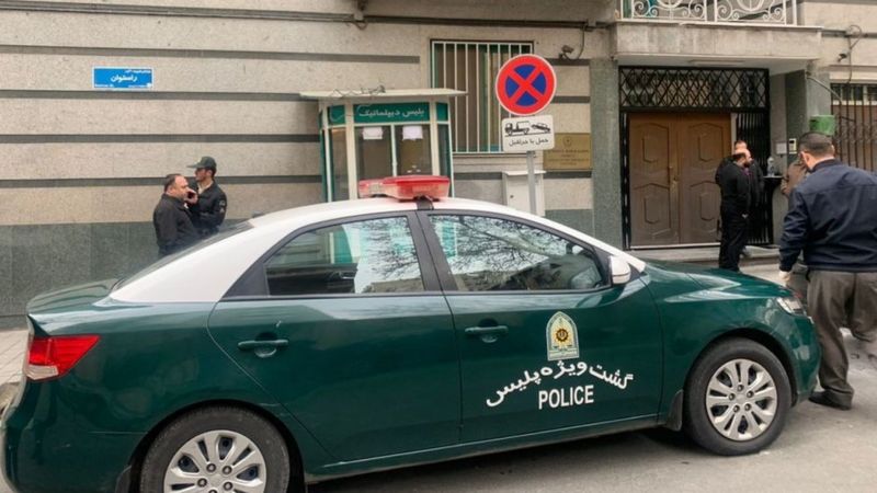 جمهوری آذربایجان سفارتش را در تهران «تخلیه می‌کند»