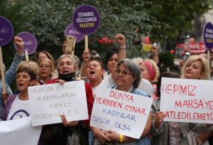 سالگرد اعتراض‌های ایران؛ دولت ترکیه ساکت ماند، اما جامعه مدنی این کشور از معترضان حمایت کرد