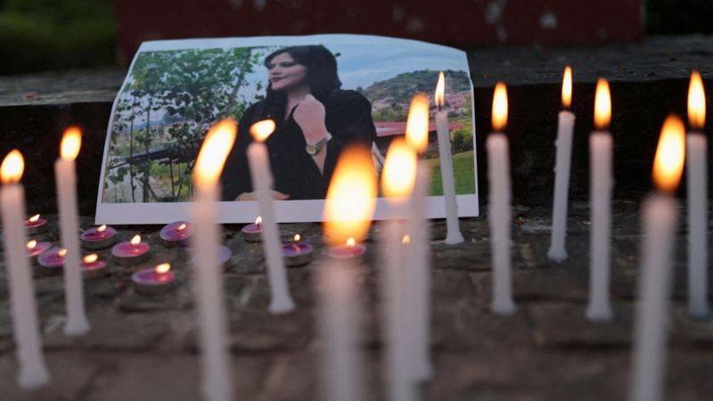 موج تازه دستگیری‌ها و اعزام نیرو به زادگاه مهسا امینی در آستانه سالگرد کشته شدنش